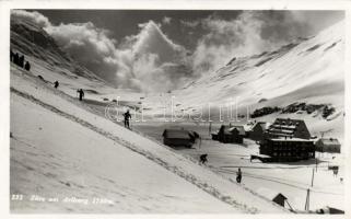 Zürs am Arlberg, skiing