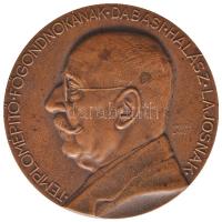 Berán Lajos (1882-1943) 1935. "Dabasi Halász Lajos" Br emlékérem. "AZ EMLÉKEZET-TEMPLOM HÁLÁS GYÜLEKEZETE 1930-1935 / TEMPLOMÉPÍTŐ FŐGONDNOKÁNAK DABASI HALÁSZ LAJOSNAK" (54.12g/50mm) T:2 Hungary 1935. "Lajos Dabasi Halász" commemorative Br medallion. Sign: Lajos Berán (54.12g/50mm) C:XF HPII 249.