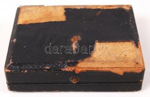 cca 1910 Az első magyar szérumintézet, Jenner-Pasteur intézetet feliratos gyógyszertok / medicine ho...