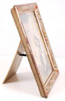 Térdeplő nő, színezett fotó, jelzett, 21x28 cm