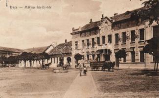 Baja Mátyás király tér, Vendéglő a Sárga Csikóhoz, Bernáth-kereskedés, Otthon szálloda (fl)