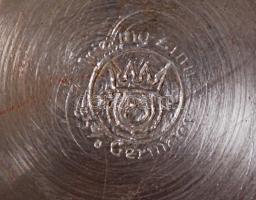 Irieling-zinn német ón pohár, gazdagon díszített, jelzett, m:11 cm