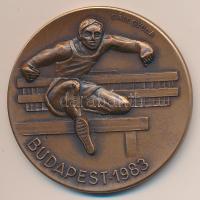 Gáll Gyula (1939-) "Budapest 1983 / XIV. Fedettpályás Atlétikai Európa Bajnokság" Br emlékérem (60mm) dísztokban T:2