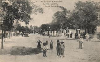 Balatonberény Fő utca, folklór