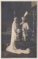 cca 1910-1920 Kolozsváron készült, esküvői fotók, díszmagyarba öltözött, kivont karddal ünneplő násznéppel, 2 db, 9x13 cm