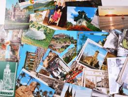 427 db modern, külföldi képeslap leporellokkal / 427 modern, worldwide postcards with leporello card...