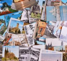 427 db modern, külföldi képeslap leporellokkal / 427 modern, worldwide postcards with leporello card...