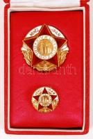 ~1960. "Nehézipar Kiváló Dolgozója" kitüntetés miniatűrrel, adományozói tokban T:1-