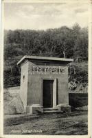 Kőszeg József forrás (kis szakadás / small tear)