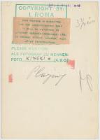 cca 1930-1935 Kinszki Imre (1901-1945): Gyurmázó gyermek, vintage alkotás, szerzői pecséttel, 17x12 ...