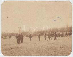 cca 1920-1930 Horty Miklós zászlófelvonáson, 8x10 cm