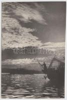 cca 1930-1940 Sevcsik Jenő: Alkonyatban, jelzetlen vintage fotó, a szerző hagyatékából, 8x12 cm