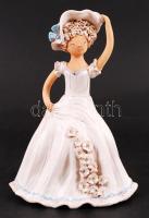 Győrbíró Enikő (1932-1999): Menyasszony. Festett kerámia, jelzett, hibátlan, m:28 cm