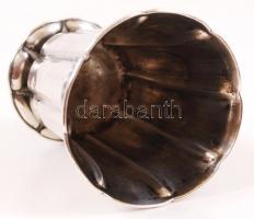 Antik ezüst (Ag.) keresztelő pohár (Bécs 1863), jelzett, mesterjeggyel (F.K.), talpán apró horpadás,...