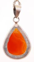 Csepp alakú karneol függő ezüst (Ag) láncon /
carnelian pendant with silver cain, br: 17,8 g
