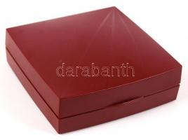 Ónix függő ezüst láncon /
silver onyx pendant with silver chain, 10,8 g