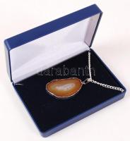 Achát függő láncon /
agate pendant with chain