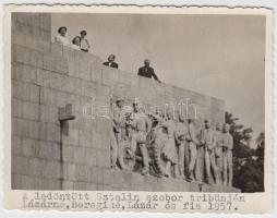 1957 Fotó a Sztálin szobor tribünjéről