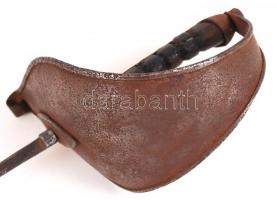 Antik gyakorló vívókard, jelzett, fa markolattal, rozsdás közepes állapotban, m:102 cm