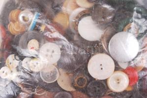 90 dkg vegyes gomb / buttons