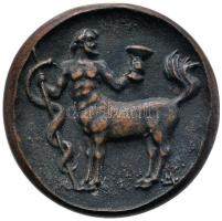 ~1985. "Budapesti Állatorvostudományi Egyetem" öntött Br emlékérem. "1787 - UNIVERSITAS SCIENTIARUM VETERINARIARUM - BUDAPEST" adományozói dísztokban. Szign.: Madarassy Walter (303g/85mm) T:1 Hungary ~1985. "University of Veterinary Science, Budapest" commemorative Br cast medallion in original box. Sign: Walter Madarassy (303g/85mm) C:UNC