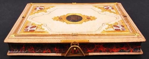 1918 Kövér Kálmán Med. Univ. Doctor 50 éves aranydiplomája latin nyelven, Morzsányi József díszműves...