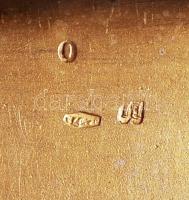 Gazdagon díszített ezüst (Ag.) névjegykártya tartó, jelzett, monogramos, mesterjeggyel, jó állapotba...