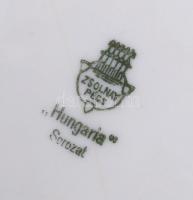 Zsolnay fehér porcelán tál, Hungária sorozat, jelzett, belseje és a pereme karcos, d: 24 cm