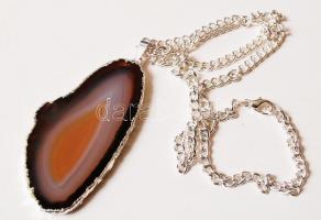 Achát függő láncon /
agate pendant with chain
