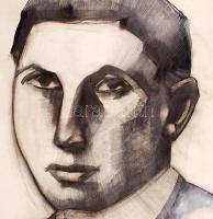Szabó Zoltán (1929-): Férfi portré. Szén, karton, jelzett, foltos, 84×68 cm