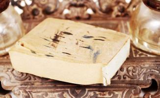 Antik oroszlánfejes asztali szett, gazdagon díszített, fém, sorszámozott, jó állapotban, eredeti ép ...