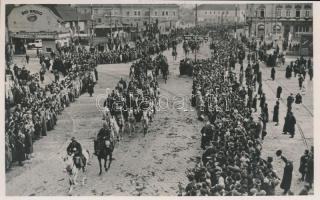 Kassa, bevonulás / entry of the Hungarian troops, vissza So. Stpl