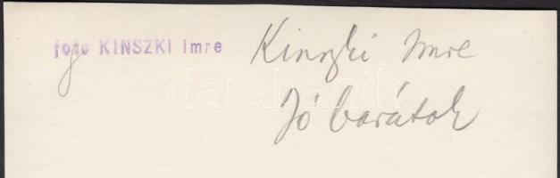 cca 1930-1935 Kinszki Imre (1901-1945): Jó barátok, vintage alkotás, aláírással és szerzői pecséttel...