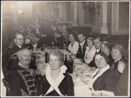 1934 Schäffer fotó: Vitézi bál a Vigadóban, feliratozva, 18x2 cm