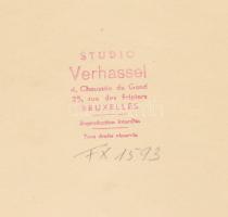 cca 1940-1950 Studio Verhassel: Cigánylány a brüsszeli műteremben, 24x18 cm