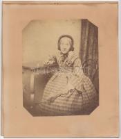 cca 1850-1860 Korai fényképek, esetleg talbotípiák, kartonra ragasztva, jelzetlen, 2 db, 16x13 cm, karton 24x20 cm