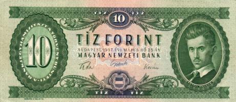 1957. 10Ft T:II Csak egyszer hajtva!