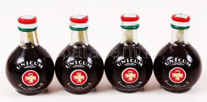 cca 1985-ös 4 db-os 0,05 l-es Zwack Unicum díszdobozban
