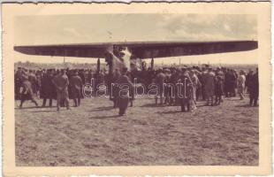 1930 Pécs Az első pécsi utasszállító repülőgép (Rb)