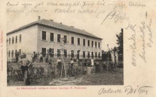 Palánka az iskolanénék zárdája és leányiskolája; Steimnitz Sándor kiadása / priory and girl school of School Sisters