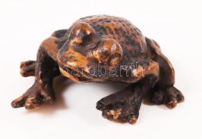 Csetvei Zsuzsa (1958-2008): Béka. Bronz, jelzés nélkül, 10×8 cm