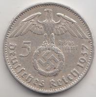 Német 3. Birodalom 1937A 5M Ag "Hindenburg" T:2,2-
German Third Reich 1937A 5 Marks Ag &qu...