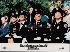 1988 Jelenetek a "Rendőrakadémia 6" című filmből, filmfotó, 3 db, 24x18 cm