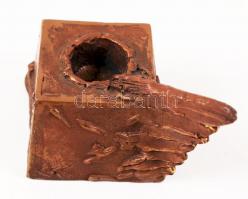 Katona Katalin (1948-): Szárnyas gyertyatartó, bronz, jelzett, h:9 cm, m:5 cm