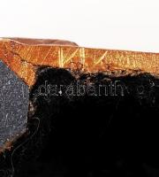 Katona Katalin (1948-): Szárnyas gyertyatartó, bronz, jelzett, h:9 cm, m:5 cm