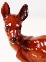 Porcelán őz, hibátlan, jelzés nélkül, m: 14 cm /
porcelain deer, 14 cm