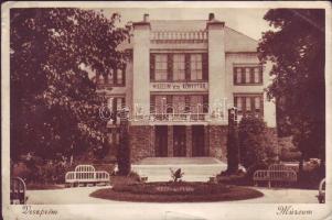 Veszprém Múzeum és könyvtár