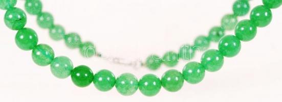 Jáde gyöngysor /
jade necklet