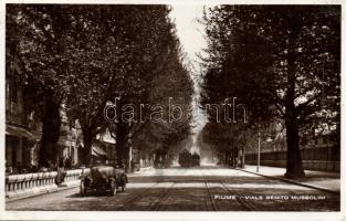 Fiume Viale Benito Mussolini; automobile, autobus, tram (small tear)