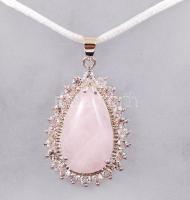 Rózsakvarc függő textil láncon / rose quartz pendant with nacklace